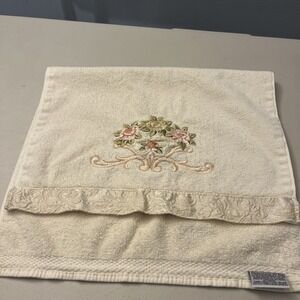 Avanti Ivory Rose Floral Hand Towel Embellished Bath Decor Cottagecore